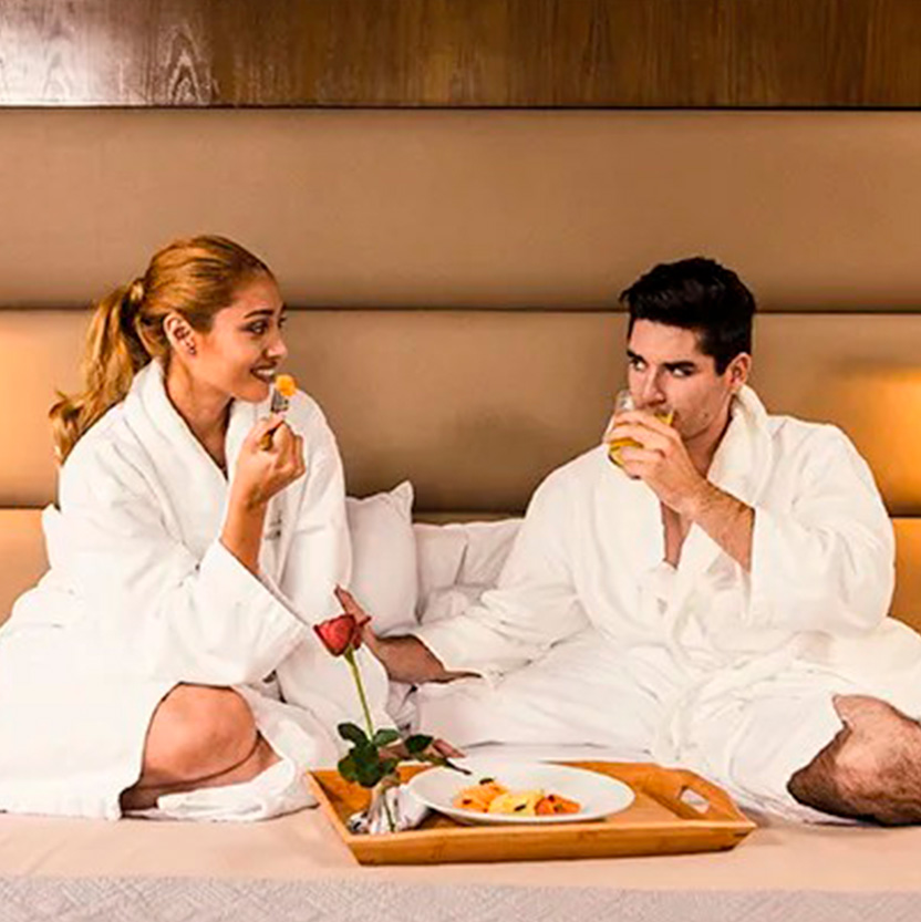 Romantic proposal surrounded by vineyards at El Cielo Resort